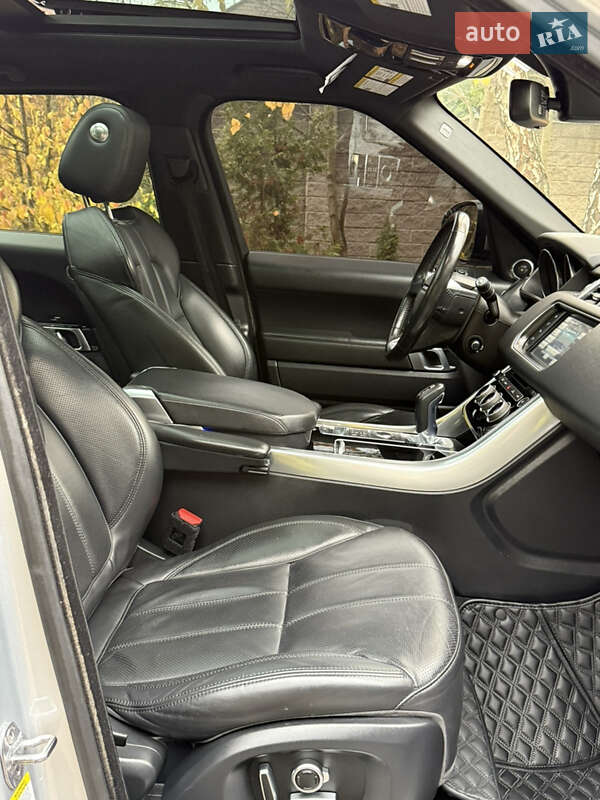Позашляховик / Кросовер Land Rover Range Rover Sport 2016 в Рівному