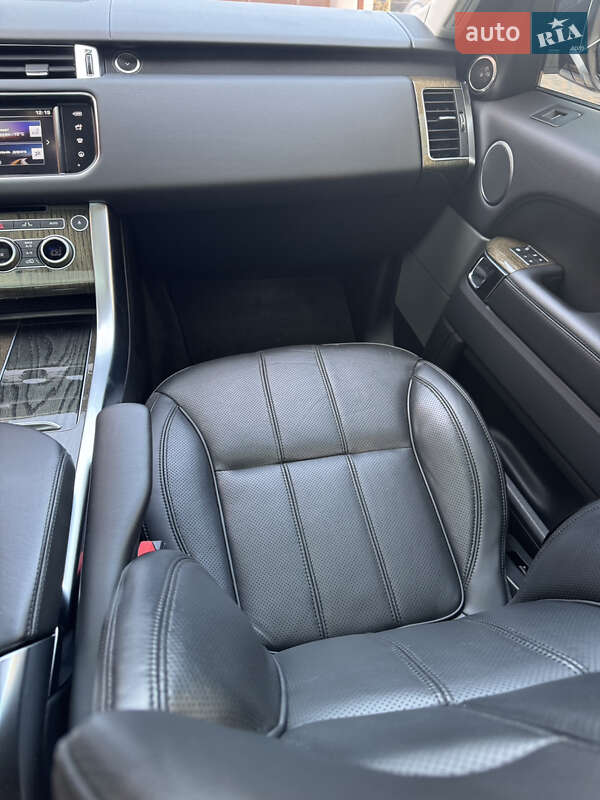 Внедорожник / Кроссовер Land Rover Range Rover Sport 2016 в Днепре