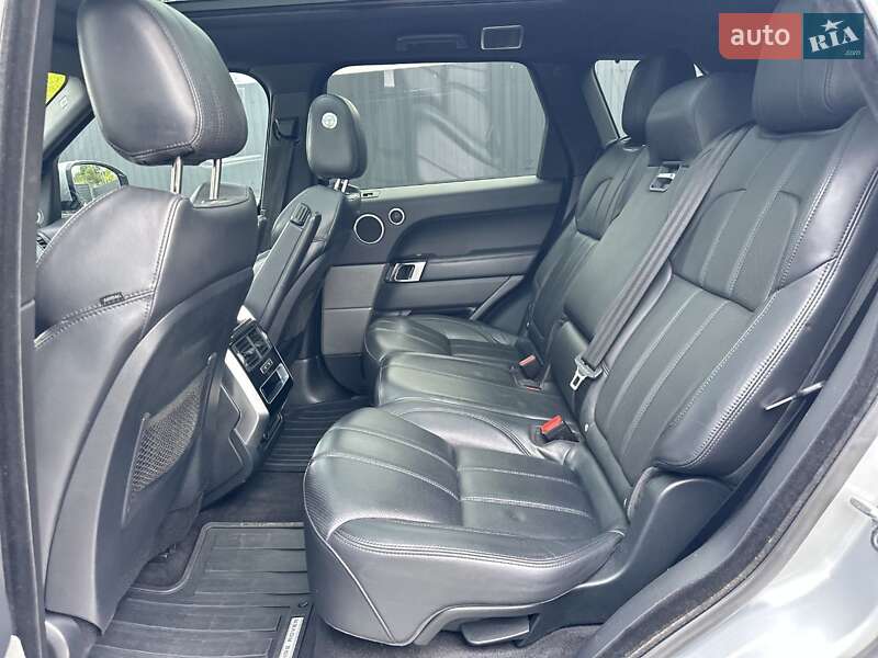 Внедорожник / Кроссовер Land Rover Range Rover Sport 2017 в Радомышле