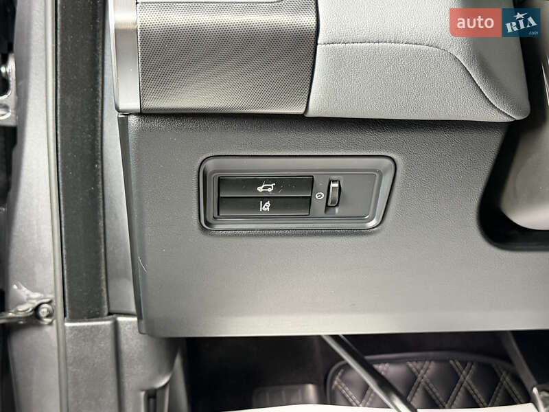 Внедорожник / Кроссовер Land Rover Range Rover Sport 2014 в Одессе