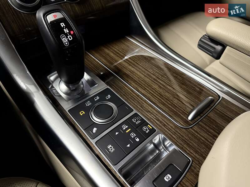 Внедорожник / Кроссовер Land Rover Range Rover Sport 2016 в Киеве