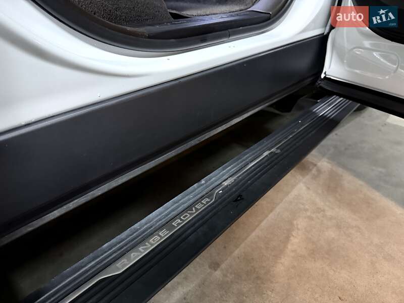 Внедорожник / Кроссовер Land Rover Range Rover Sport 2016 в Киеве