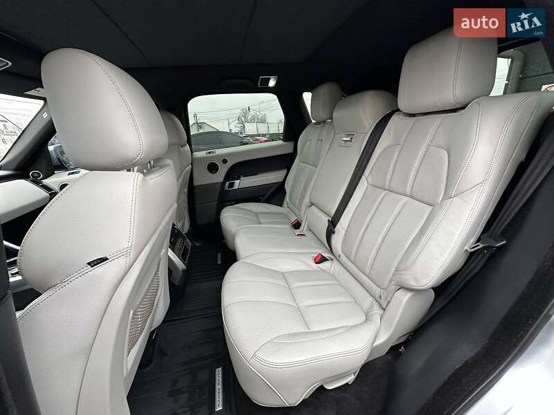 Позашляховик / Кросовер Land Rover Range Rover Sport 2016 в Львові