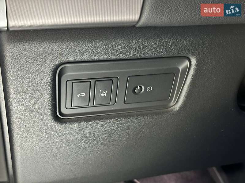 Позашляховик / Кросовер Land Rover Range Rover Sport 2017 в Києві