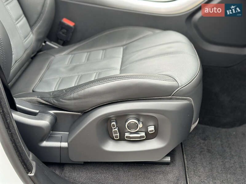 Внедорожник / Кроссовер Land Rover Range Rover Sport 2017 в Одессе