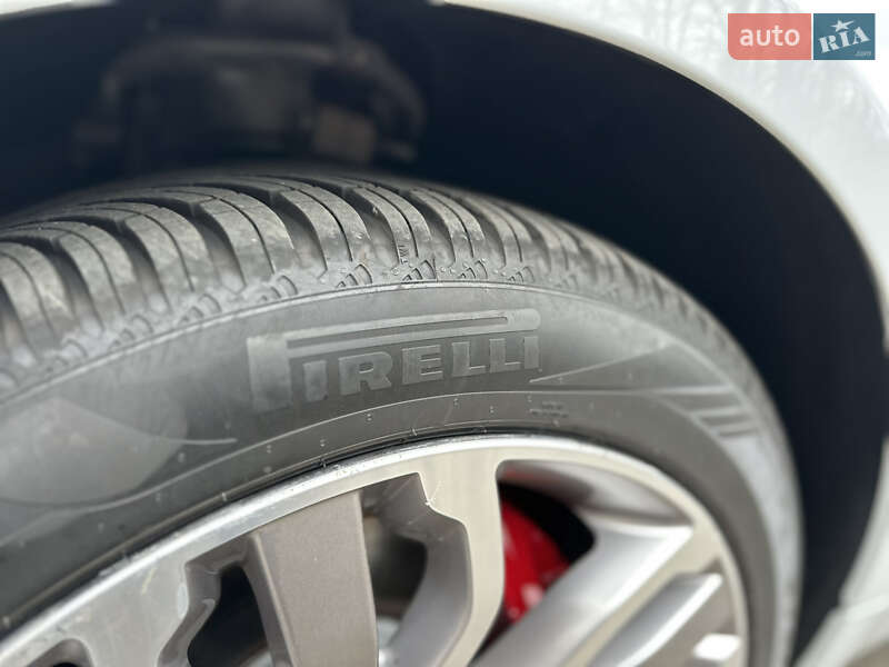 Внедорожник / Кроссовер Land Rover Range Rover Sport 2017 в Одессе