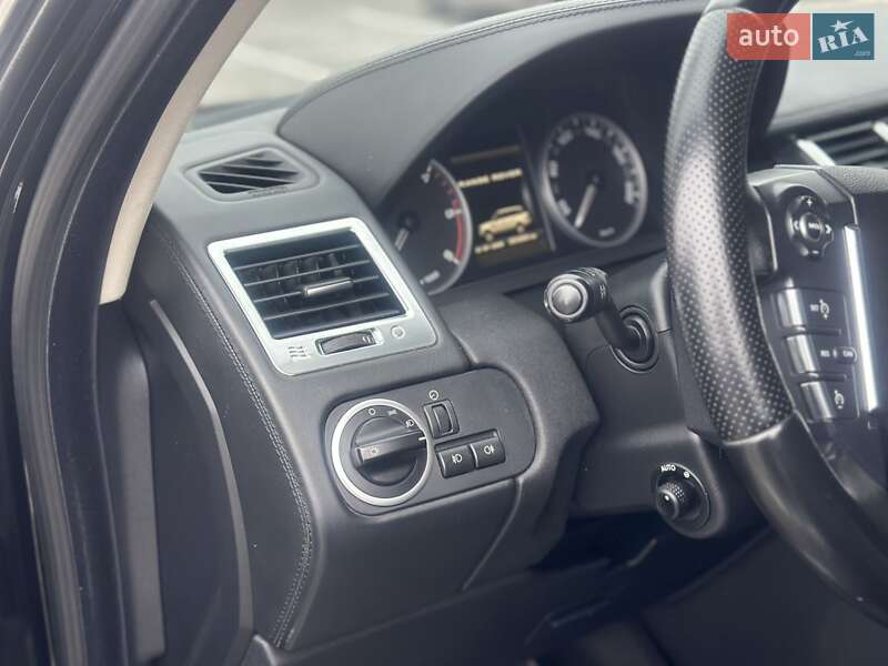 Внедорожник / Кроссовер Land Rover Range Rover Sport 2010 в Дубно
