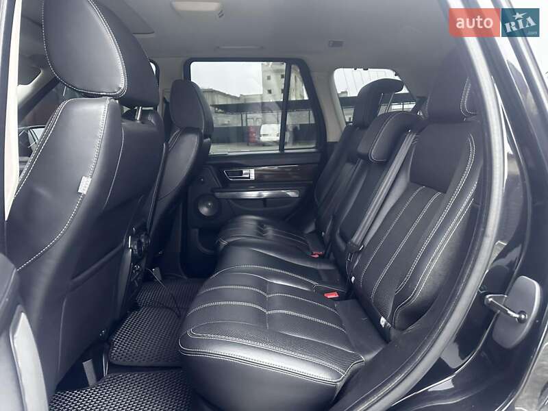 Внедорожник / Кроссовер Land Rover Range Rover Sport 2010 в Дубно