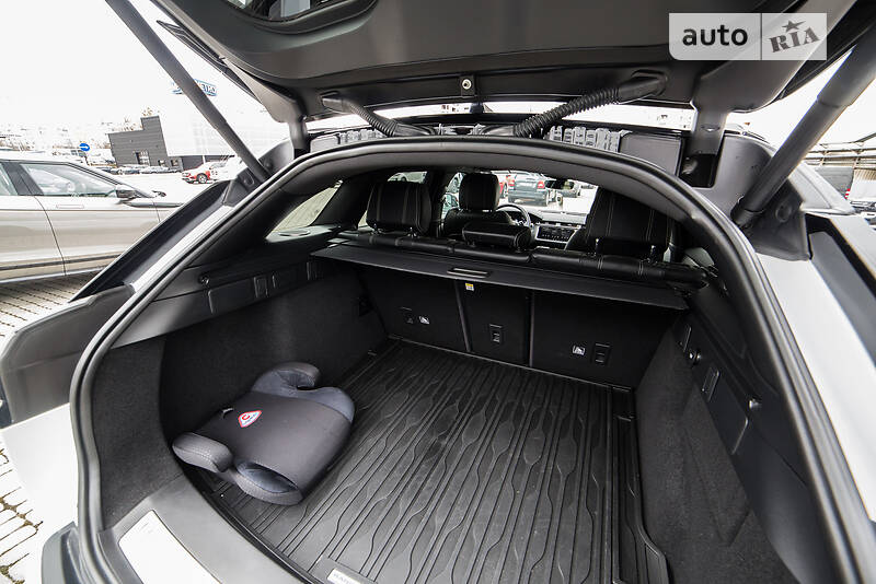 Внедорожник / Кроссовер Land Rover Range Rover Velar 2019 в Львове фото 12 Внедорожник / Кроссовер Land Rover Range Rover Velar 2019 в Львове