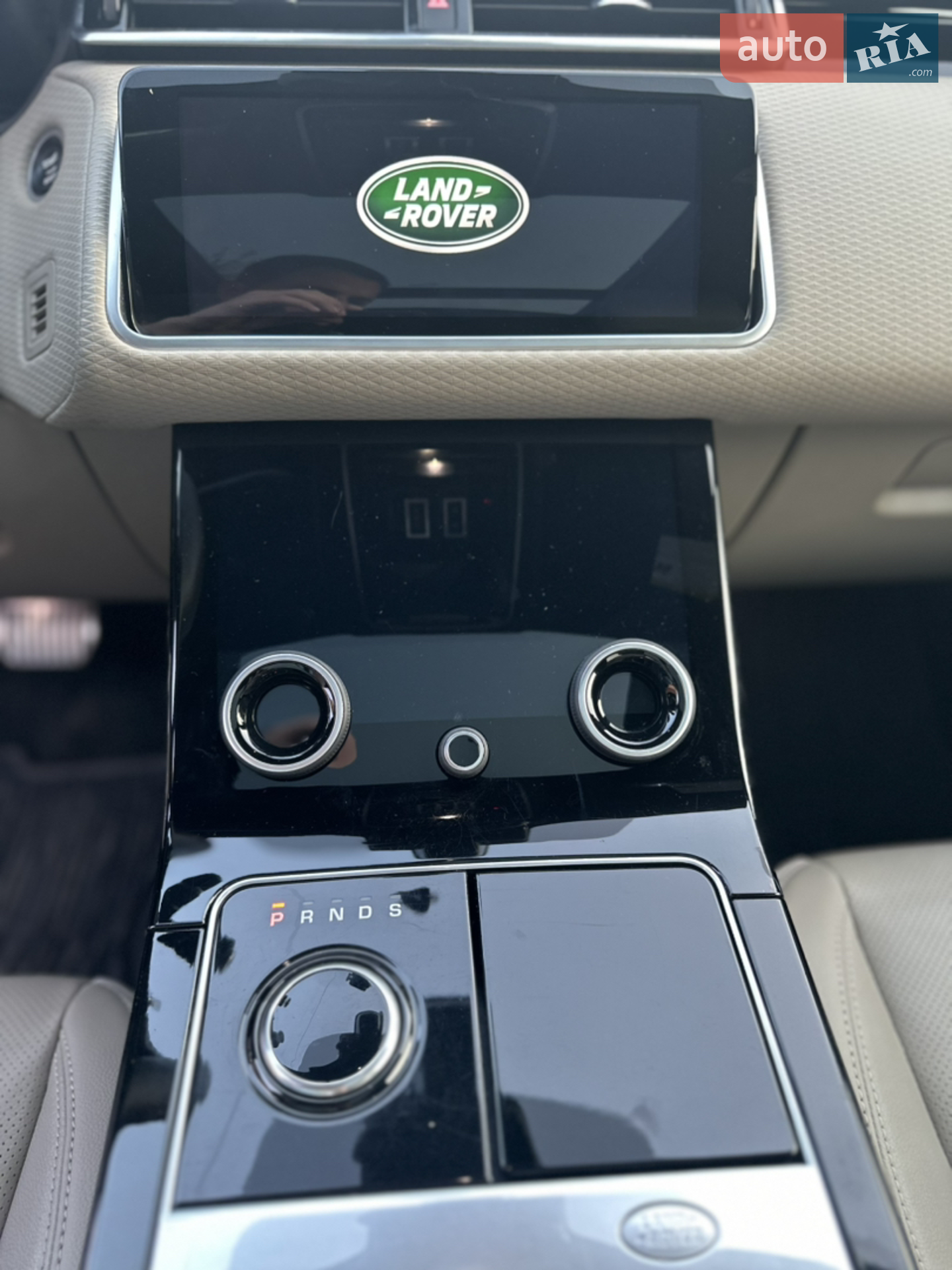 2018 Land Rover Range Rover Velar - мініатюра 17