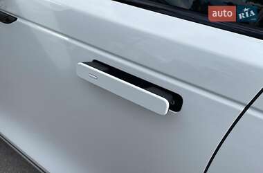 Внедорожник / Кроссовер Land Rover Range Rover Velar 2020 в 