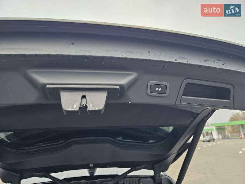 Внедорожник / Кроссовер Land Rover Range Rover Velar 2021 в Киеве