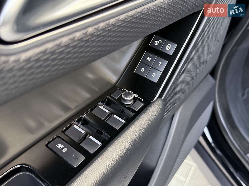 Позашляховик / Кросовер Land Rover Range Rover Velar 2018 в Одесі фото 65 Позашляховик / Кросовер Land Rover Range Rover Velar 2018 в Одесі