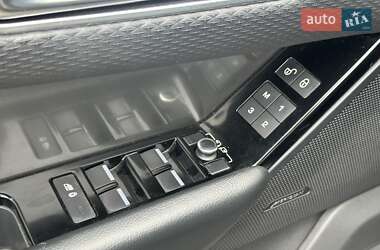 Внедорожник / Кроссовер Land Rover Range Rover Velar 2017 в 