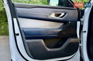 Внедорожник / Кроссовер Land Rover Range Rover Velar 2017 в 