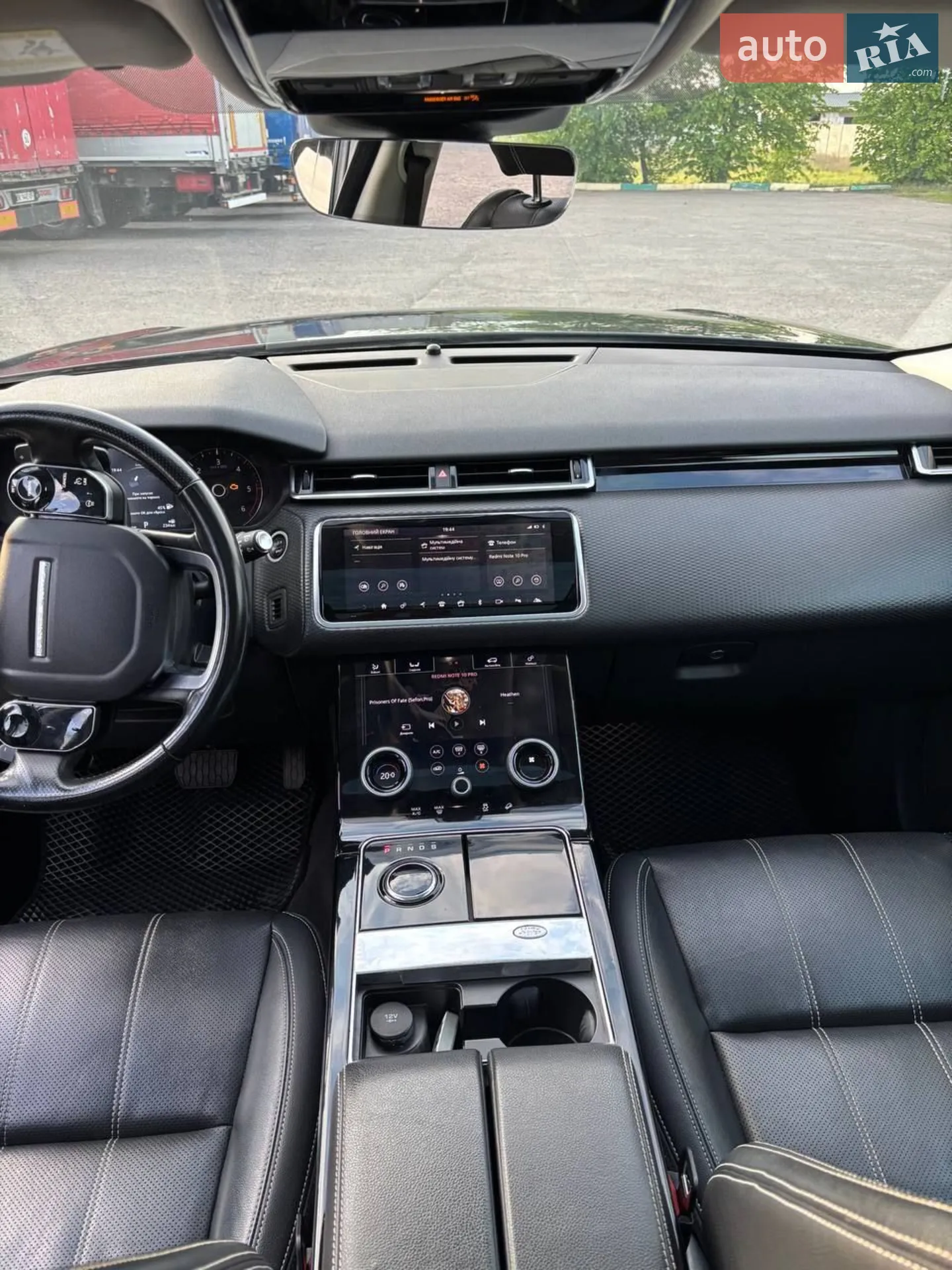 2018 Land Rover Range Rover Velar - мініатюра 17