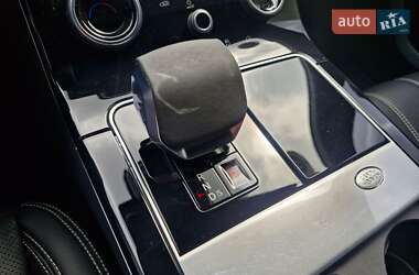 Позашляховик / Кросовер Land Rover Range Rover Velar 2022 в 