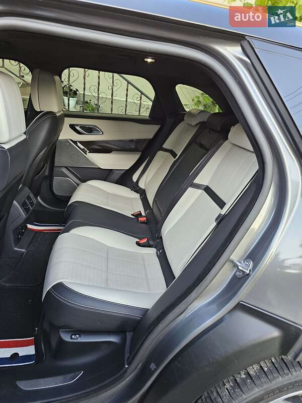 Внедорожник / Кроссовер Land Rover Range Rover Velar 2017 в Остроге