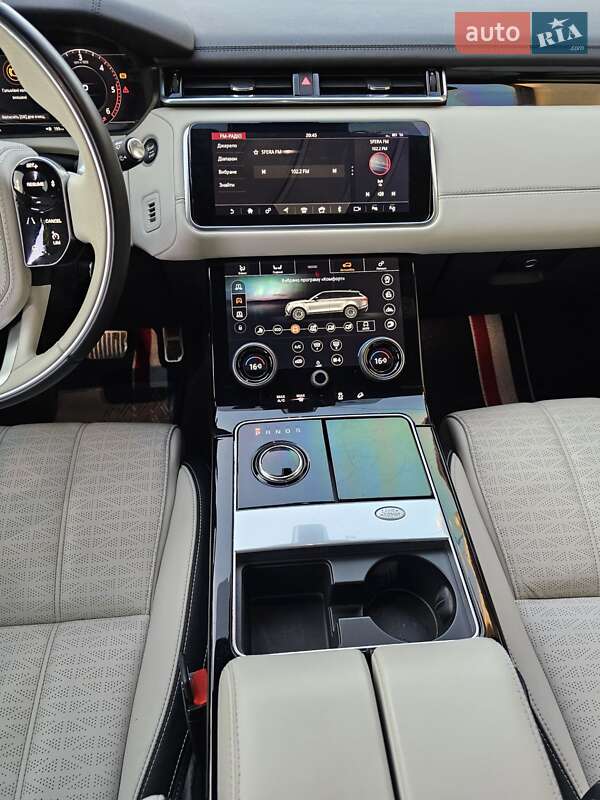 Внедорожник / Кроссовер Land Rover Range Rover Velar 2017 в Остроге