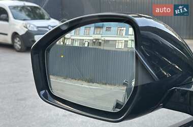 Внедорожник / Кроссовер Land Rover Range Rover Velar 2018 в 