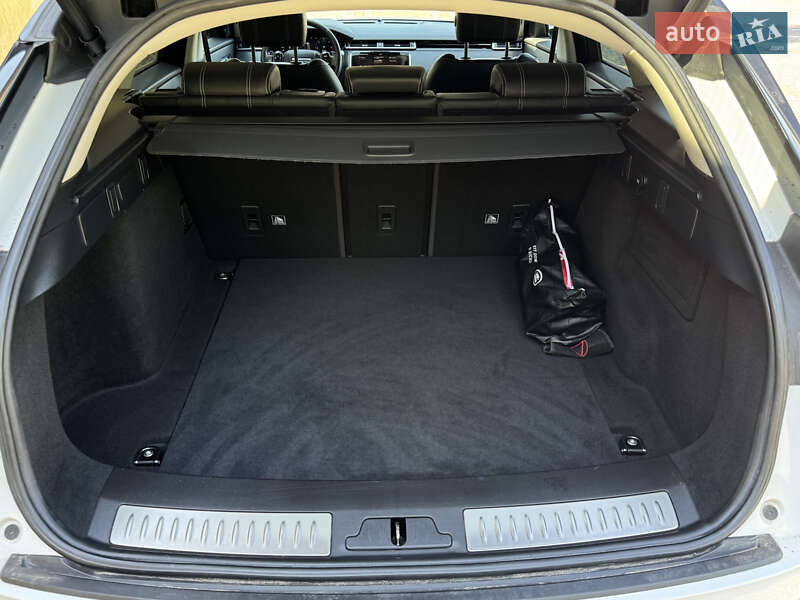 Позашляховик / Кросовер Land Rover Range Rover Velar 2019 в Самборі