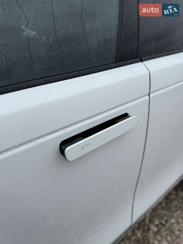 Внедорожник / Кроссовер Land Rover Range Rover Velar 2017 в Тернополе