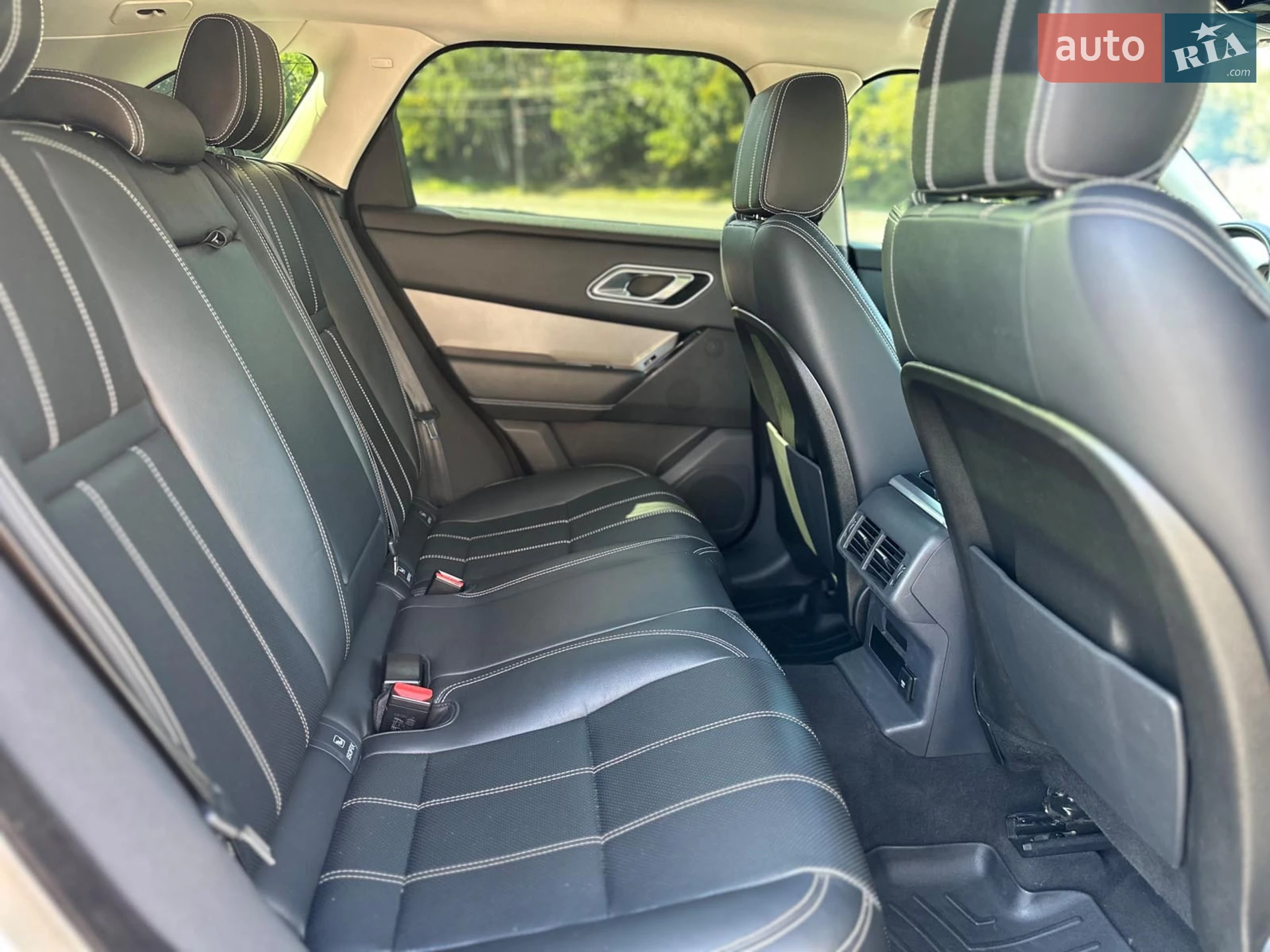 2020 Land Rover Range Rover Velar - мініатюра 19