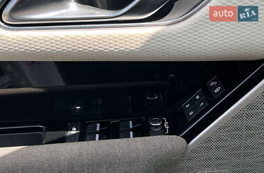 Внедорожник / Кроссовер Land Rover Range Rover Velar 2018 в 