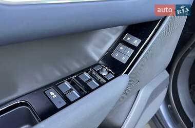 Позашляховик / Кросовер Land Rover Range Rover Velar 2024 в  фото 11 Позашляховик / Кросовер Land Rover Range Rover Velar 2024 в