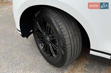 Внедорожник / Кроссовер Land Rover Range Rover Velar 2022 в 
