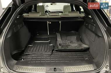 Внедорожник / Кроссовер Land Rover Range Rover Velar 2017 в 