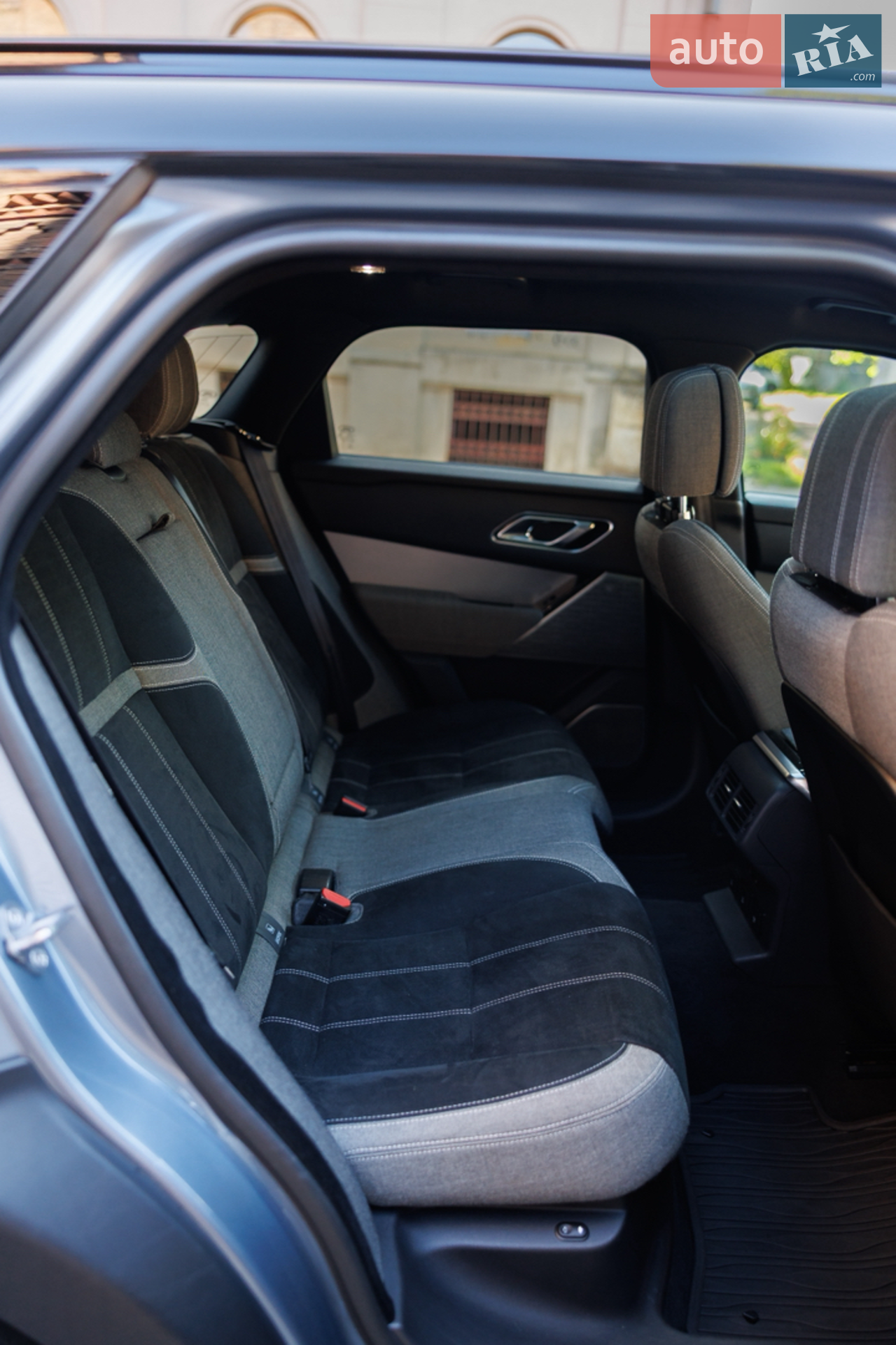 2019 Land Rover Range Rover Velar - мініатюра 37