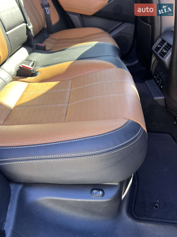 Позашляховик / Кросовер Land Rover Range Rover Velar 2019 в Золочеві