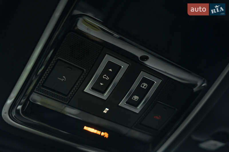 Внедорожник / Кроссовер Land Rover Range Rover Velar 2022 в Черновцах