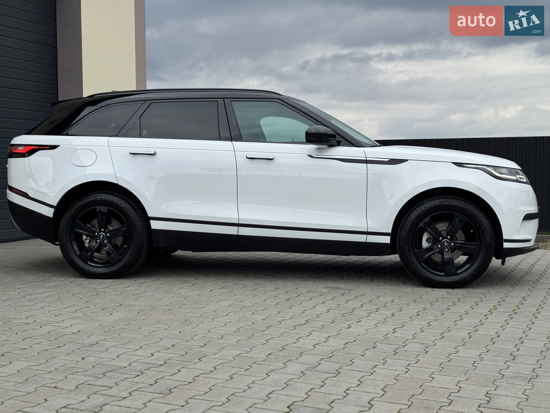2018 Land Rover Range Rover Velar - мініатюра 9