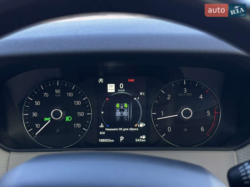 Внедорожник / Кроссовер Land Rover Range Rover Velar 2017 в Киеве фото 36 Внедорожник / Кроссовер Land Rover Range Rover Velar 2017 в Киеве