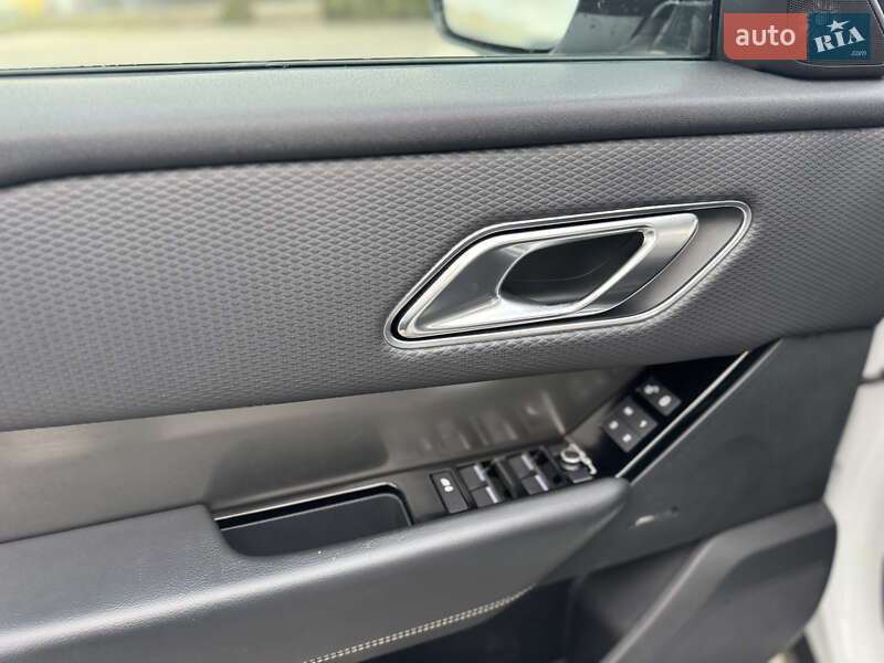 Позашляховик / Кросовер Land Rover Range Rover Velar 2017 в Києві