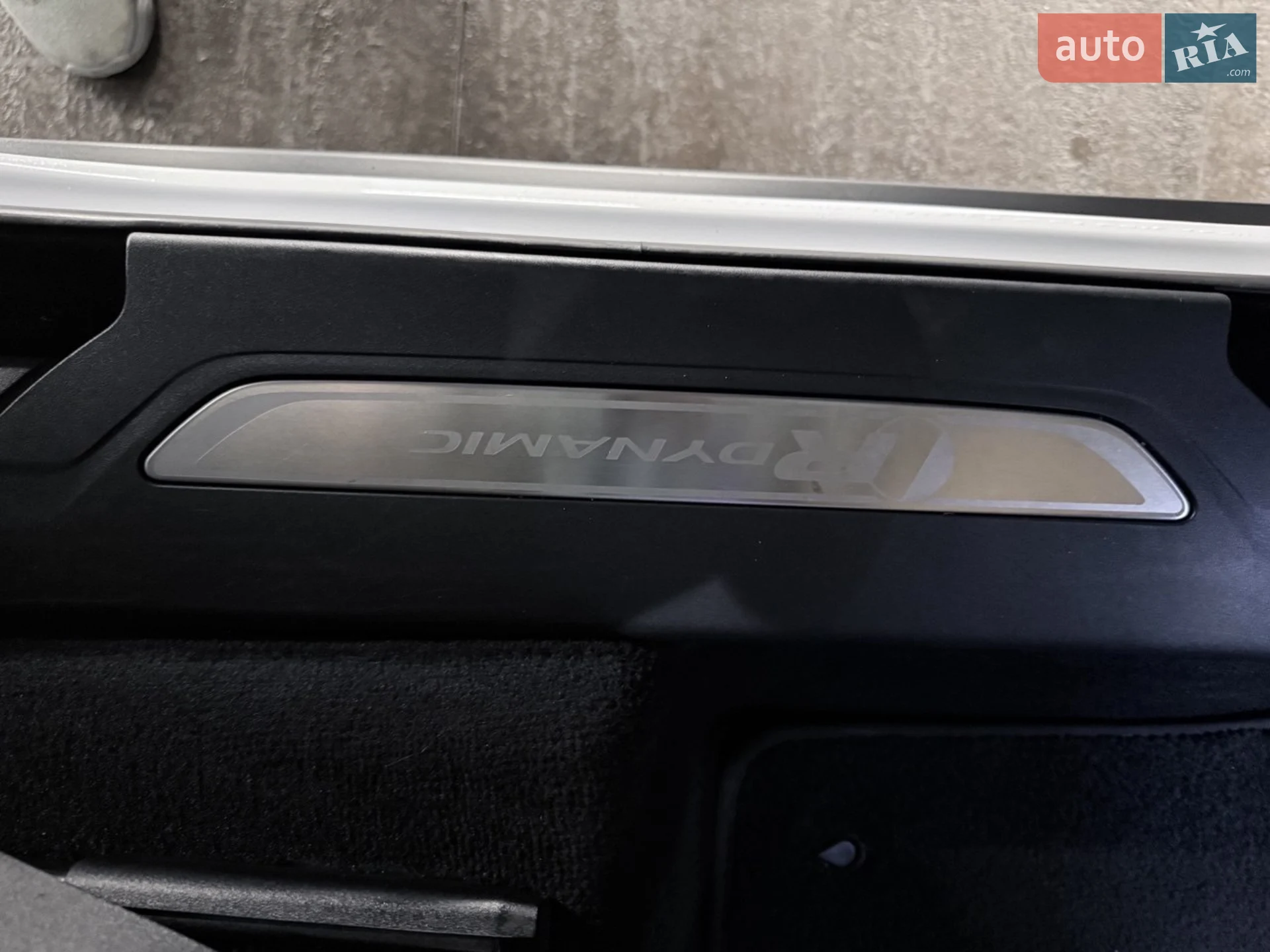 2022 Land Rover Range Rover Velar - мініатюра 10