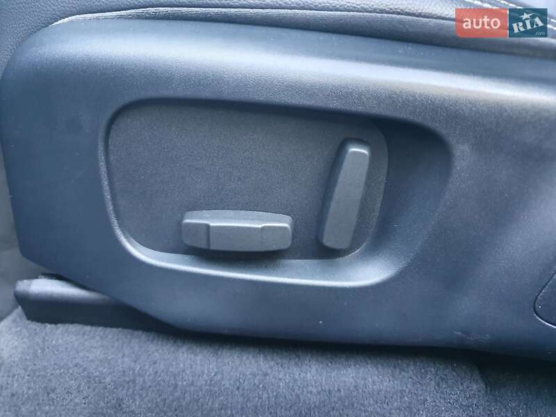 Позашляховик / Кросовер Land Rover Range Rover Velar 2017 в Києві