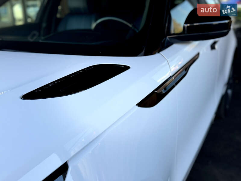 Внедорожник / Кроссовер Land Rover Range Rover Velar 2018 в Виннице фото 14 Внедорожник / Кроссовер Land Rover Range Rover Velar 2018 в Виннице