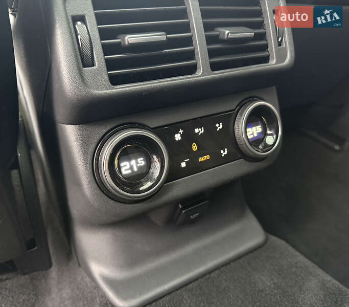 Внедорожник / Кроссовер Land Rover Range Rover Velar 2019 в Киеве