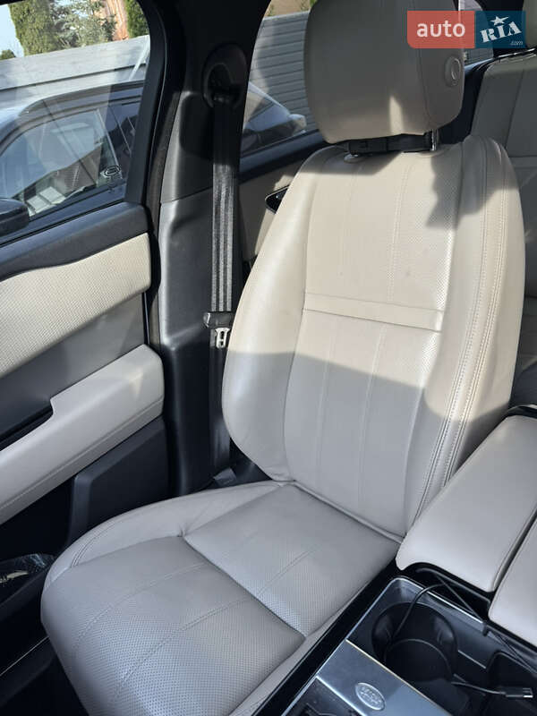 Внедорожник / Кроссовер Land Rover Range Rover Velar 2018 в Киеве фото 29 Внедорожник / Кроссовер Land Rover Range Rover Velar 2018 в Киеве