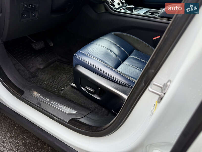 Позашляховик / Кросовер Land Rover Range Rover Velar 2017 в Києві фото 47 Позашляховик / Кросовер Land Rover Range Rover Velar 2017 в Києві