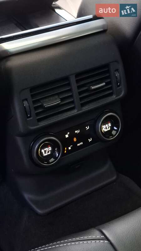 Внедорожник / Кроссовер Land Rover Range Rover Velar 2017 в Луцке фото 27 Внедорожник / Кроссовер Land Rover Range Rover Velar 2017 в Луцке