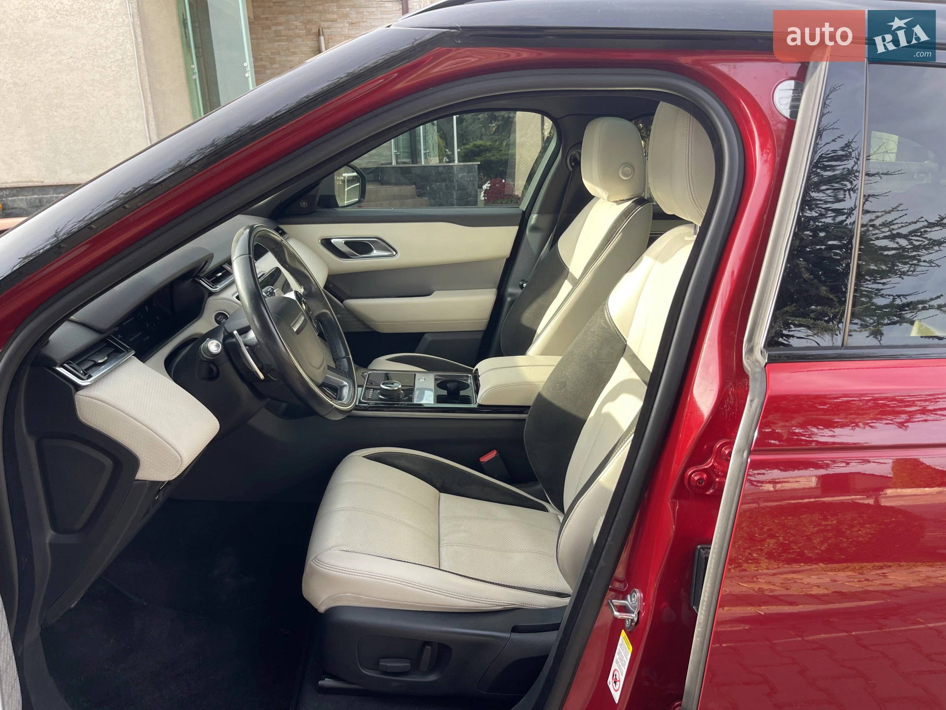 2018 Land Rover Range Rover Velar - мініатюра 50