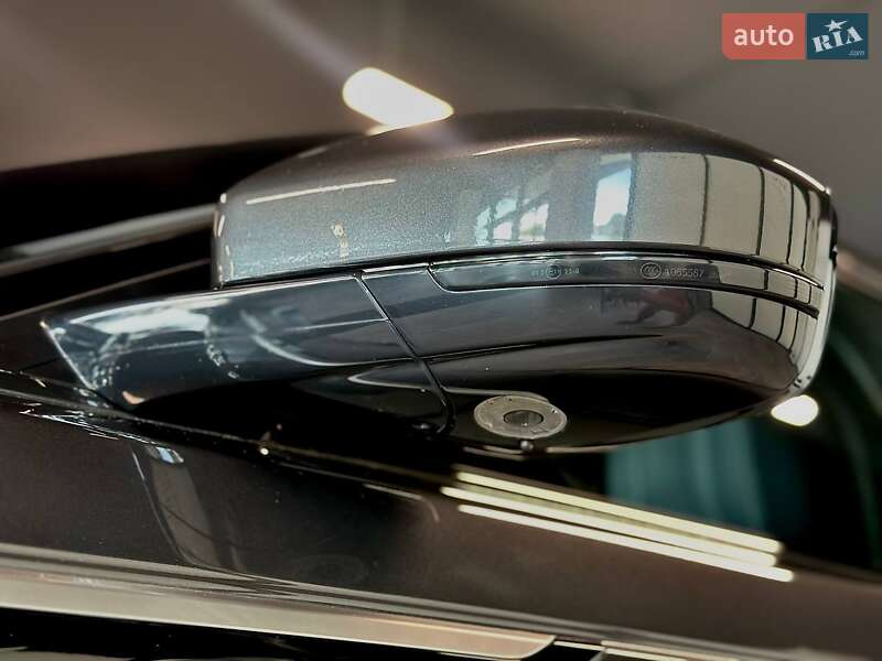 Позашляховик / Кросовер Land Rover Range Rover Velar 2022 в Львові