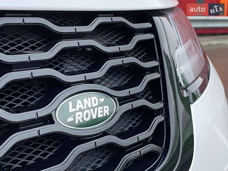 Внедорожник / Кроссовер Land Rover Range Rover Velar 2022 в Киеве