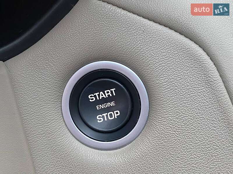 Внедорожник / Кроссовер Land Rover Range Rover Velar 2022 в Киеве