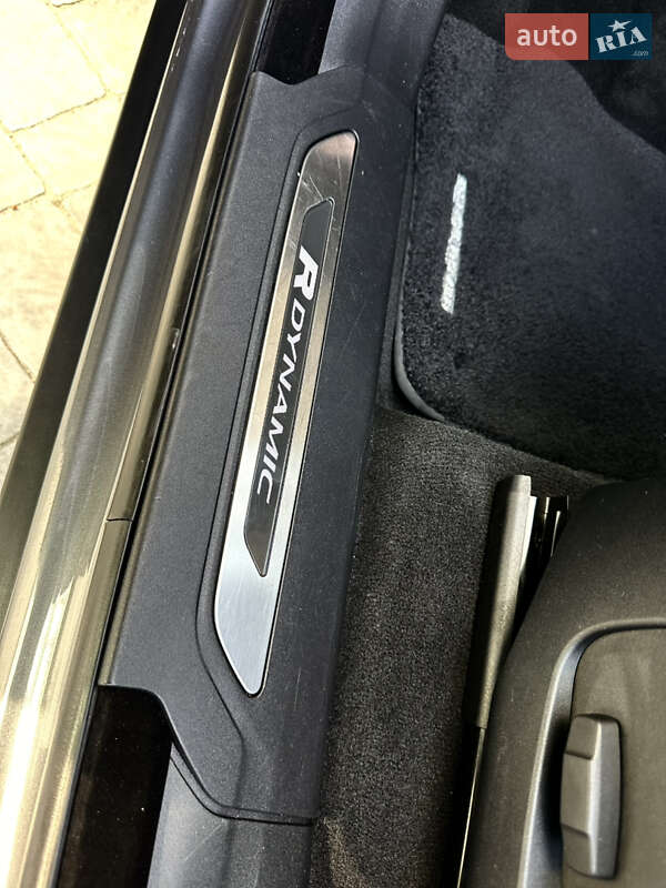 Внедорожник / Кроссовер Land Rover Range Rover Velar 2018 в Ивано-Франковске фото 22 Внедорожник / Кроссовер Land Rover Range Rover Velar 2018 в Ивано-Франковске