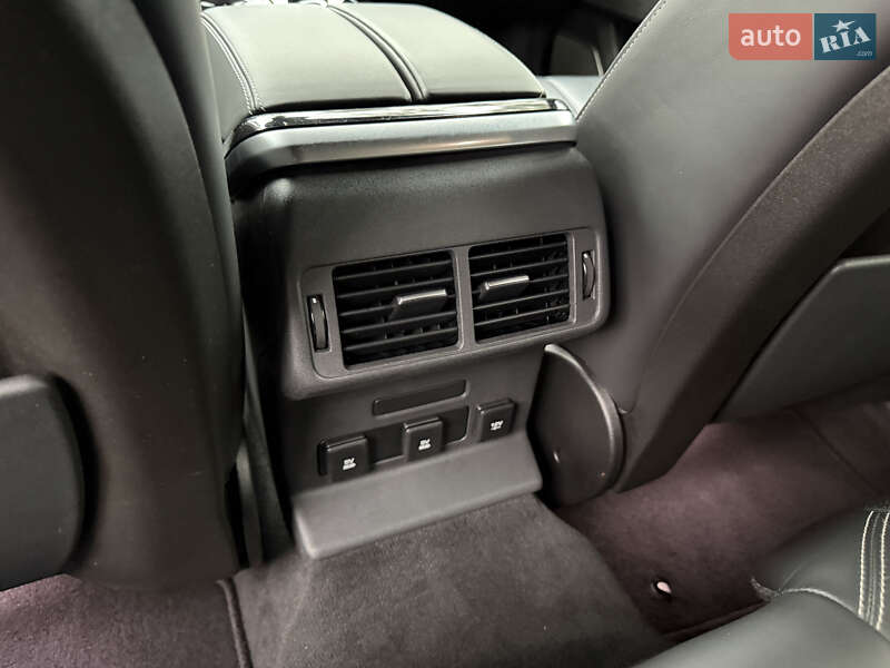 Внедорожник / Кроссовер Land Rover Range Rover Velar 2019 в Киеве фото 103 Внедорожник / Кроссовер Land Rover Range Rover Velar 2019 в Киеве